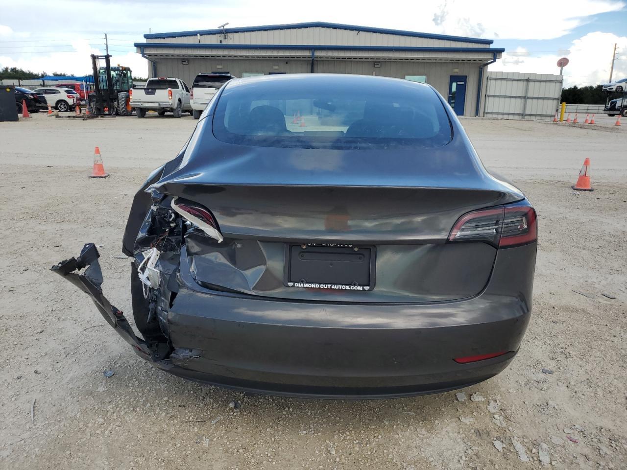 2021 TESLA MODEL 3 - Image 6