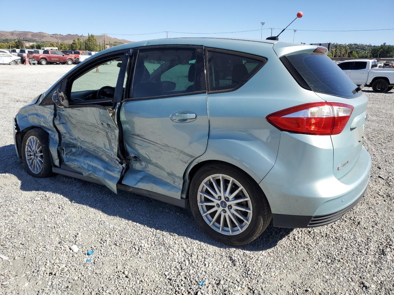 2013 FORD C-MAX SE - Фото 2