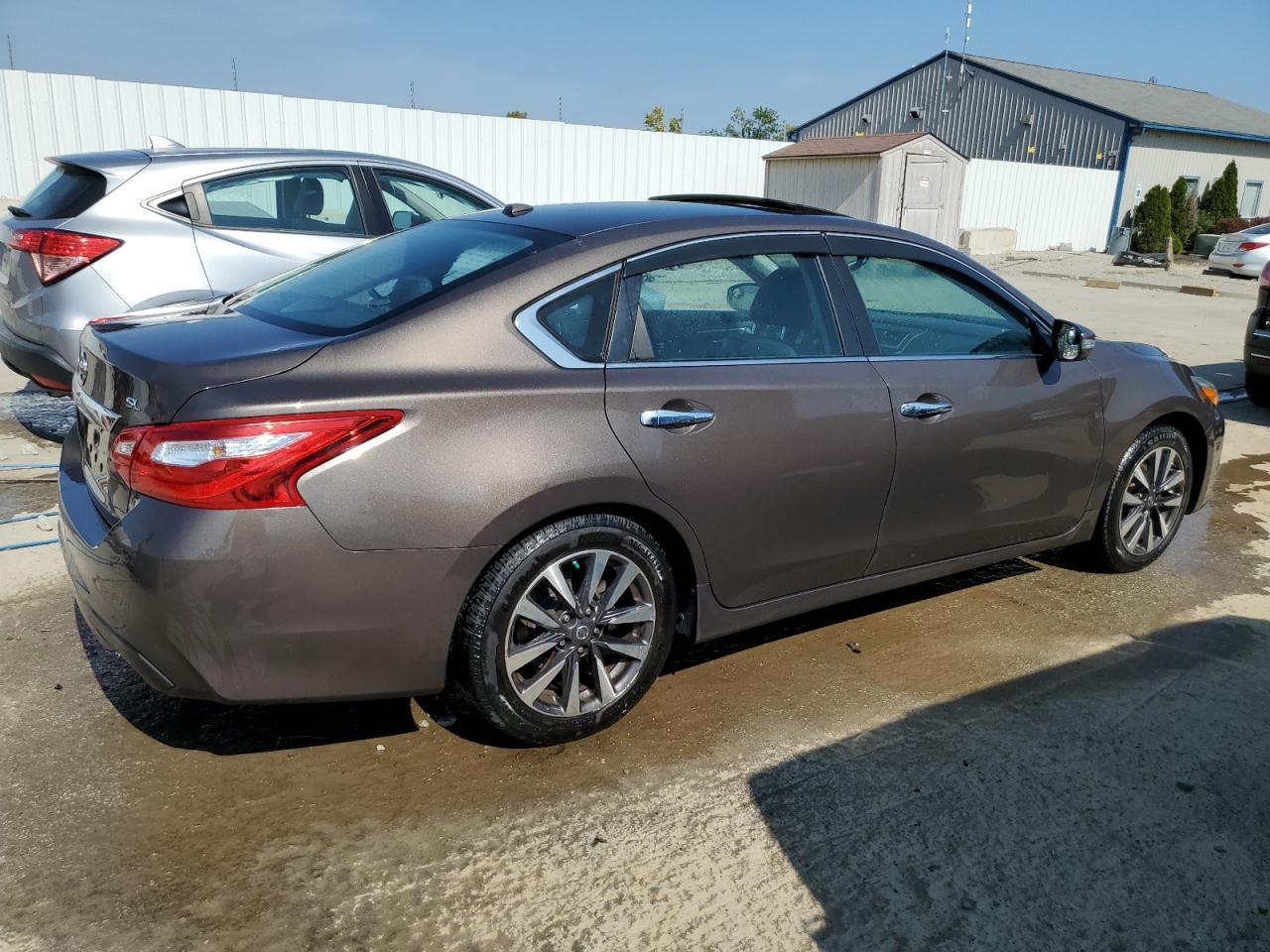 2017 NISSAN ALTIMA 2.5 - Image 3
