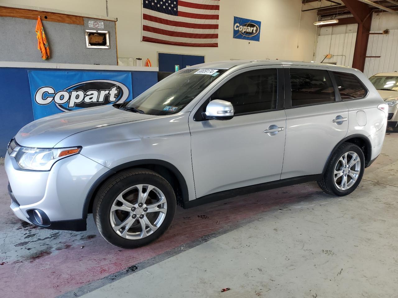 2015 MITSUBISHI OUTLANDER