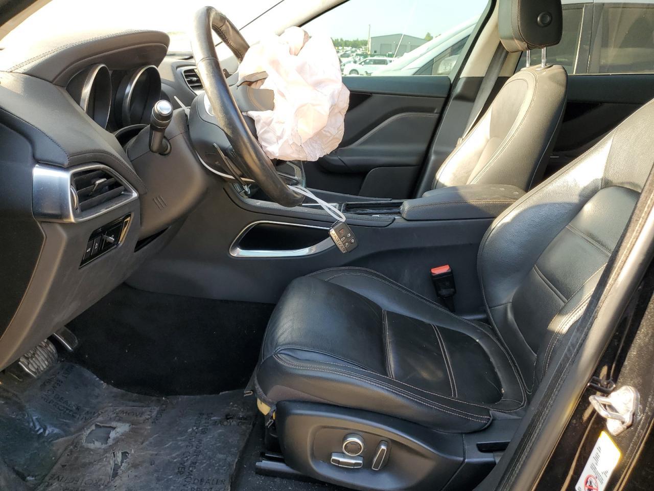 2019 JAGUAR F-PACE PRE - Image 7