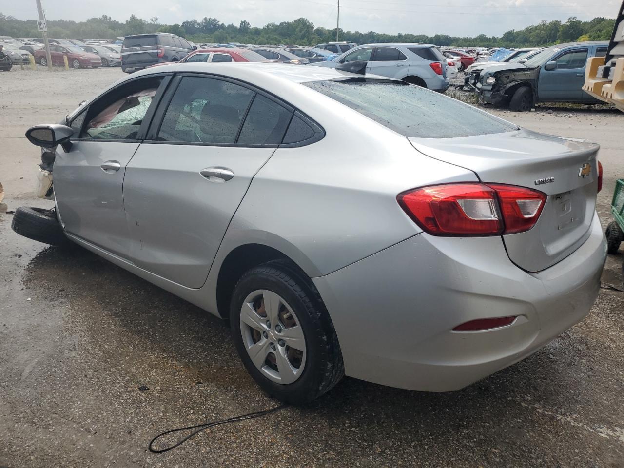 2017 CHEVROLET CRUZE LS - Image 2
