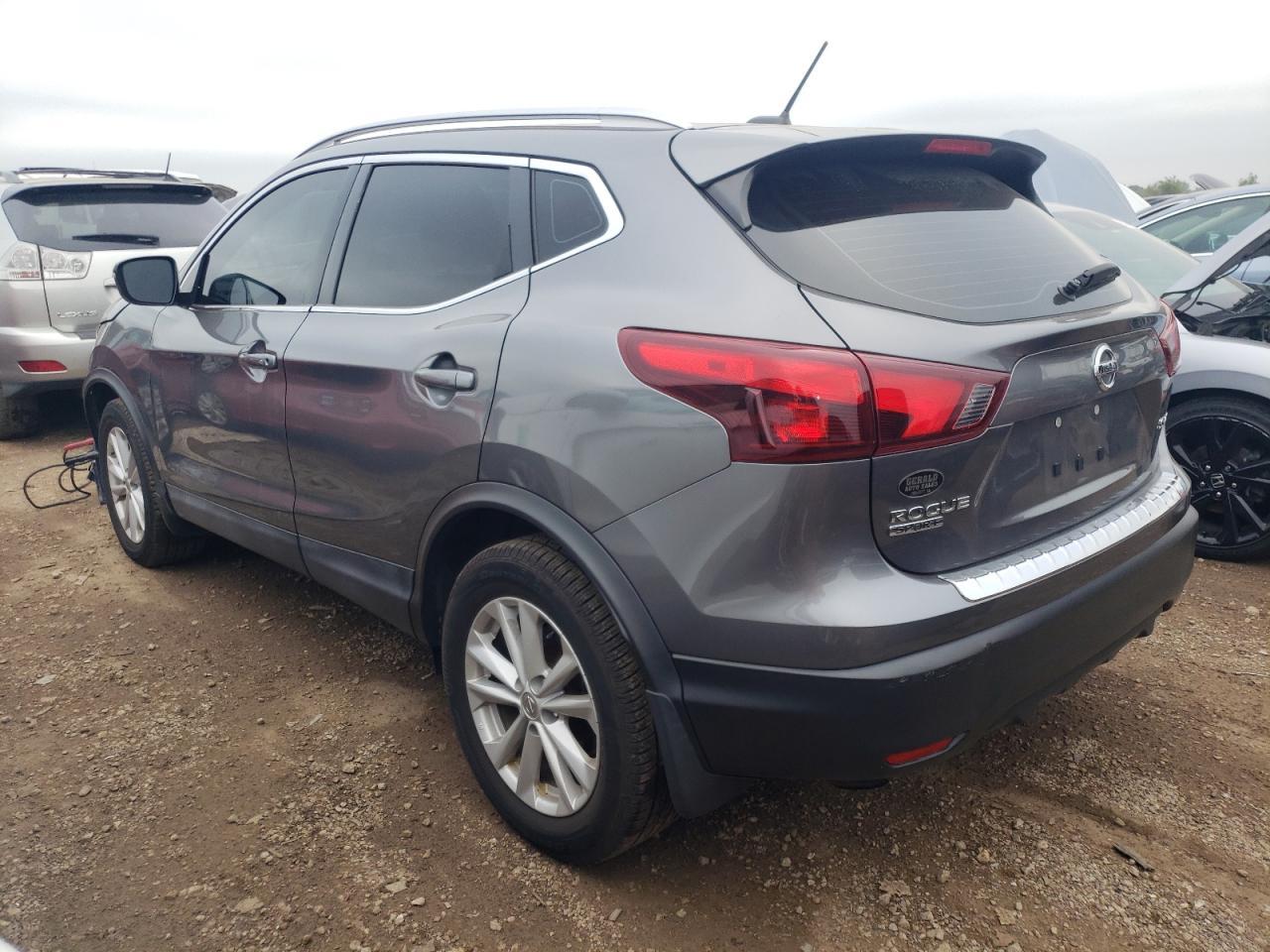 2017 NISSAN ROGUE SPOR - Image 2
