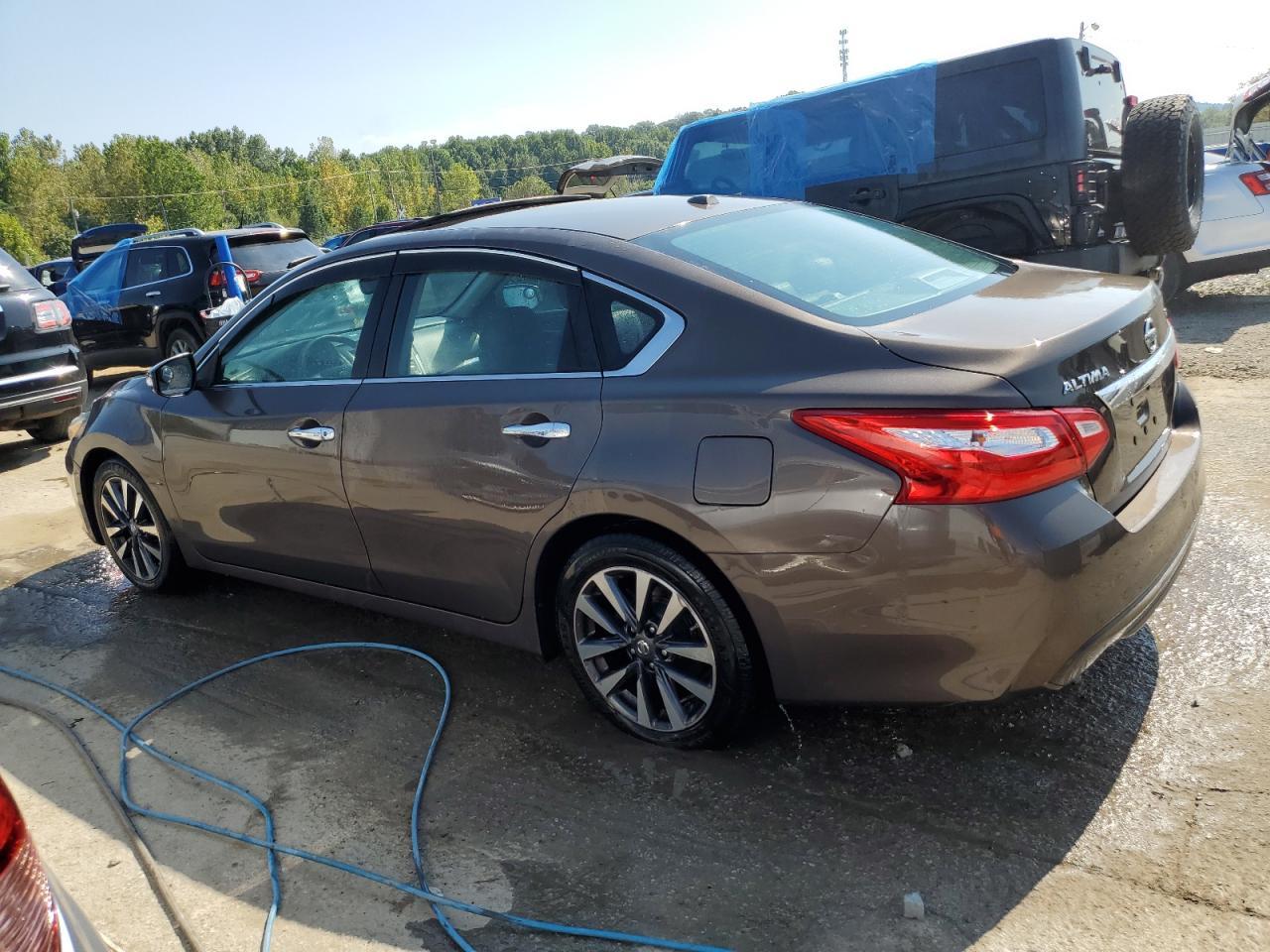 2017 NISSAN ALTIMA 2.5 - Image 2