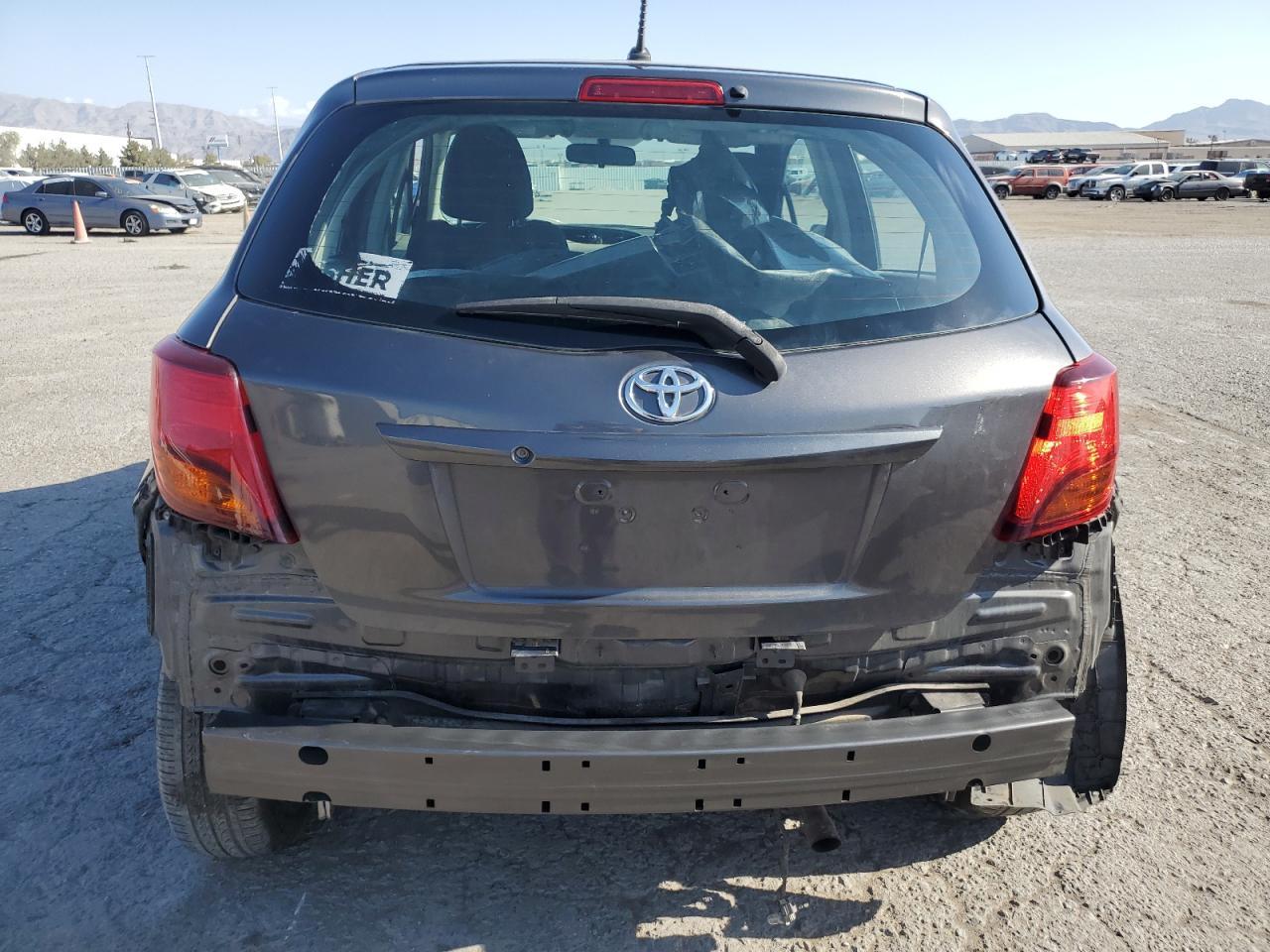 2016 TOYOTA YARIS L - Фото 6