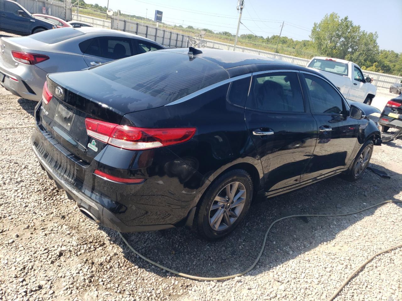 2020 KIA OPTIMA LX - Фото 3