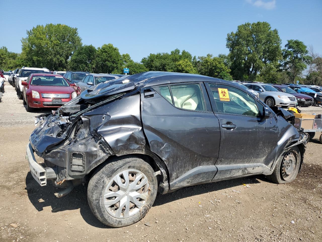 2019 TOYOTA C-HR XLE - Image 3