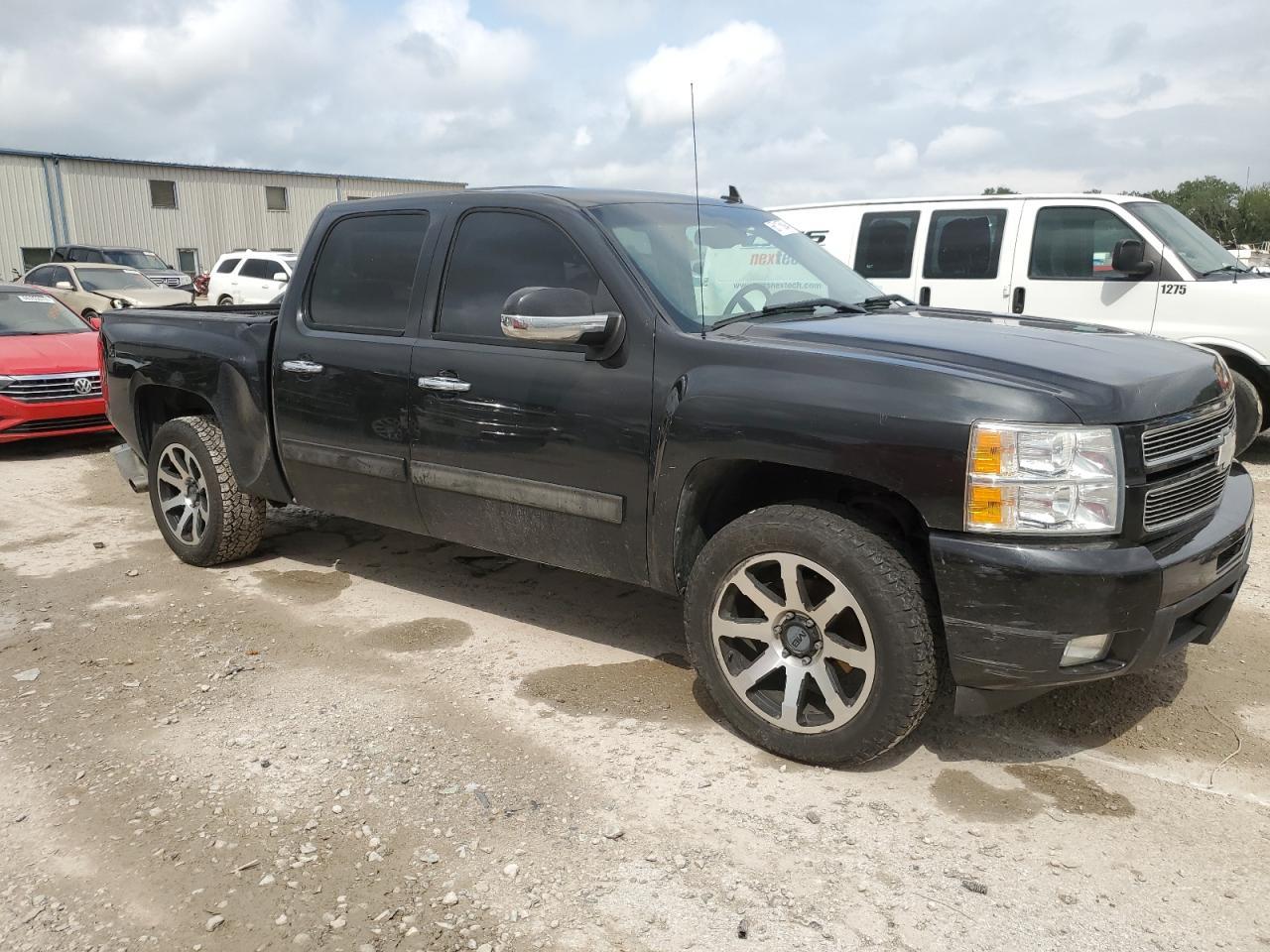 2012 CHEVROLET SILVERADO - Image 4