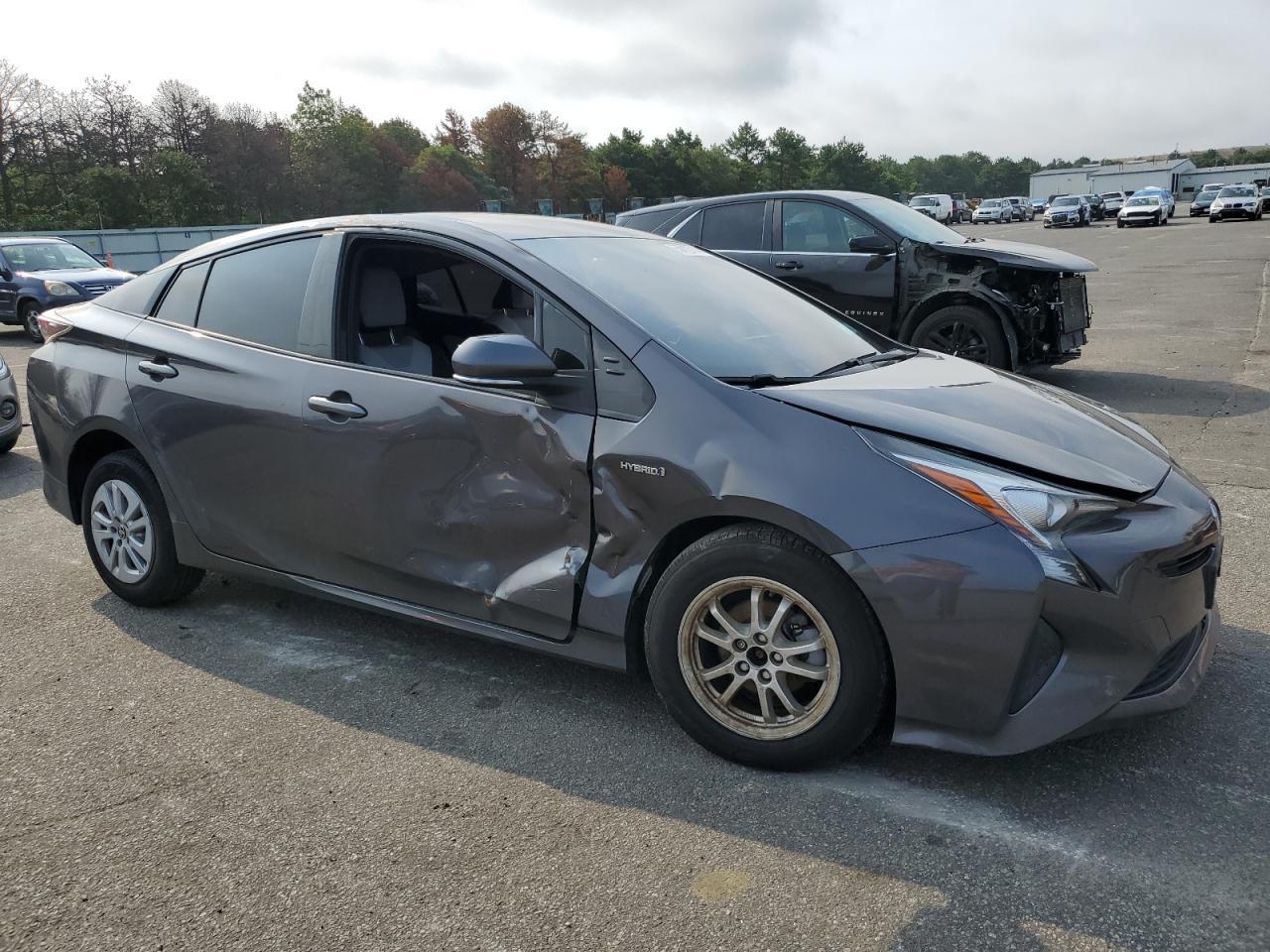 2016 TOYOTA PRIUS - Image 4