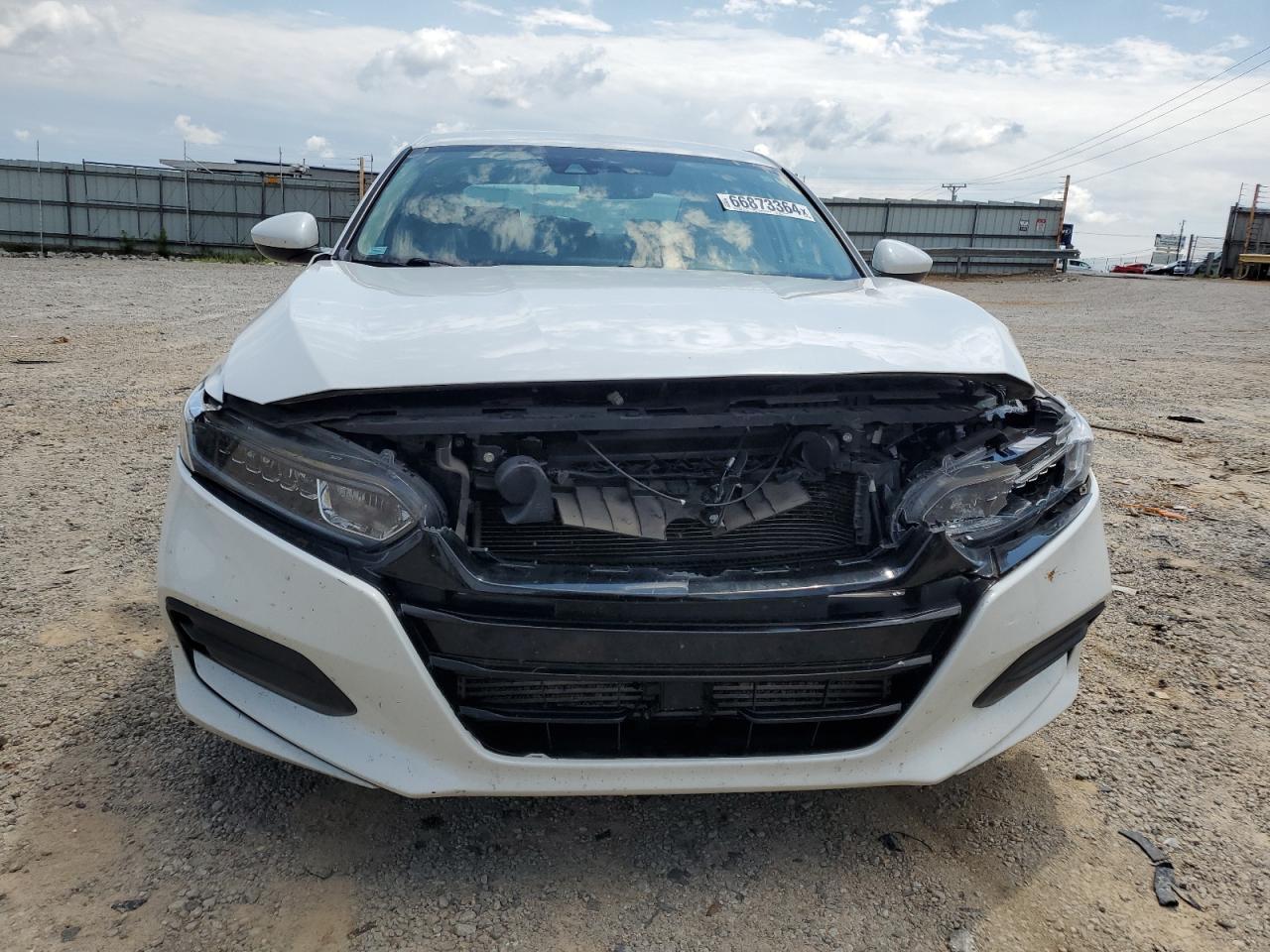 2018 HONDA ACCORD LX - Image 5