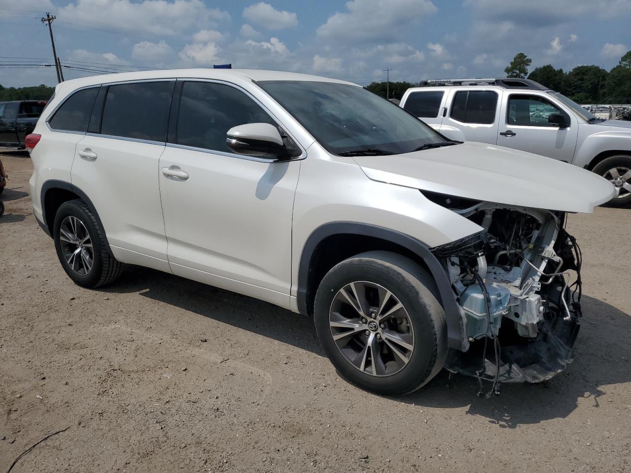 2018 TOYOTA HIGHLANDER - Фото 4
