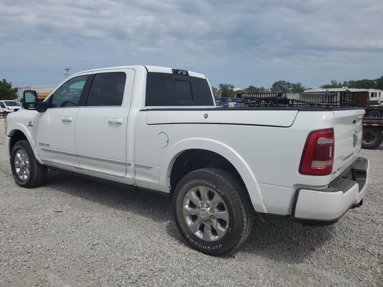 2024 RAM 3500 LIMIT - Фото 2