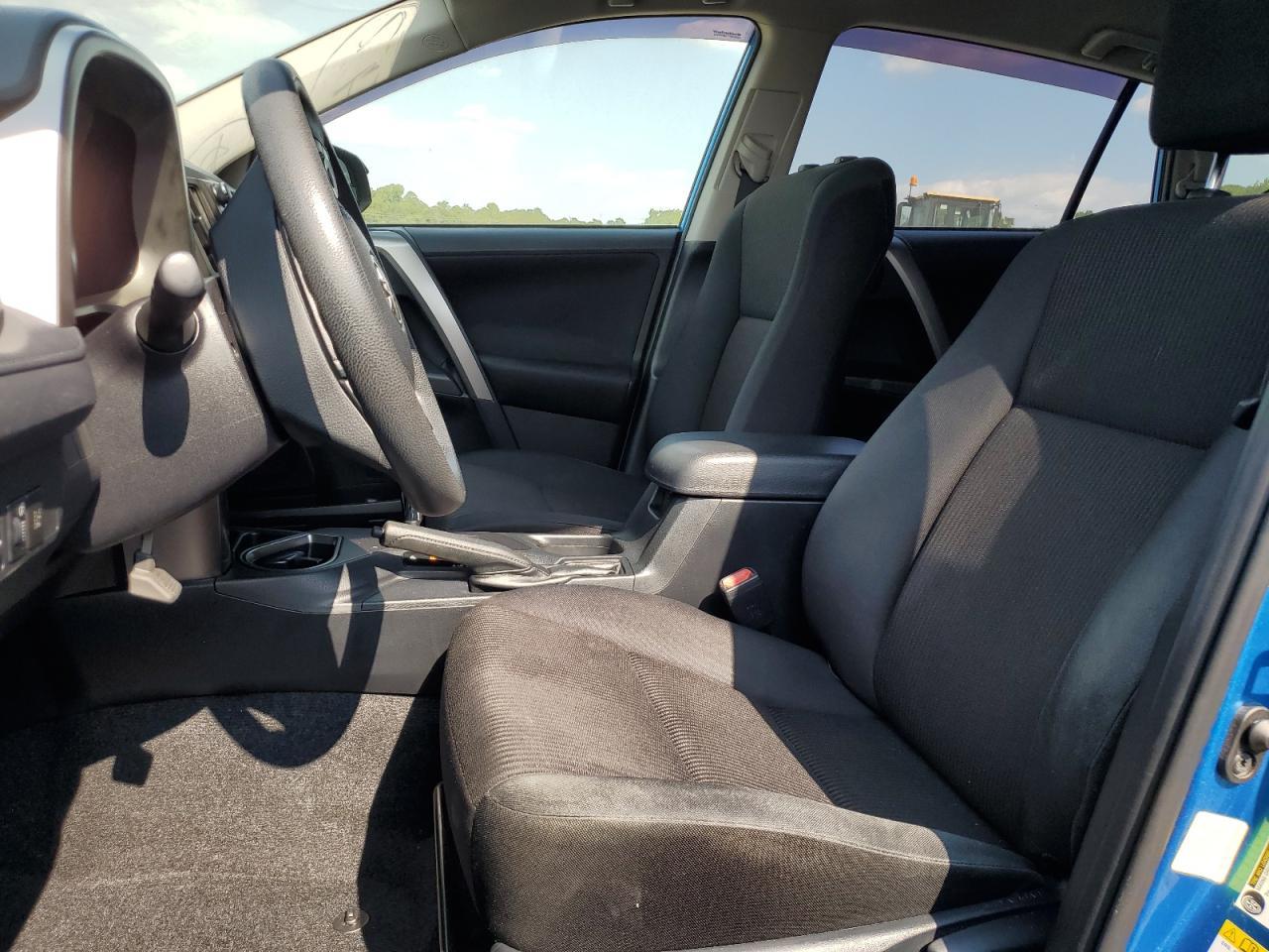 2018 TOYOTA RAV4 LE - Image 7
