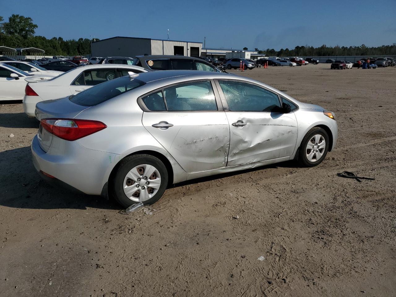 2015 KIA FORTE LX - Фото 3