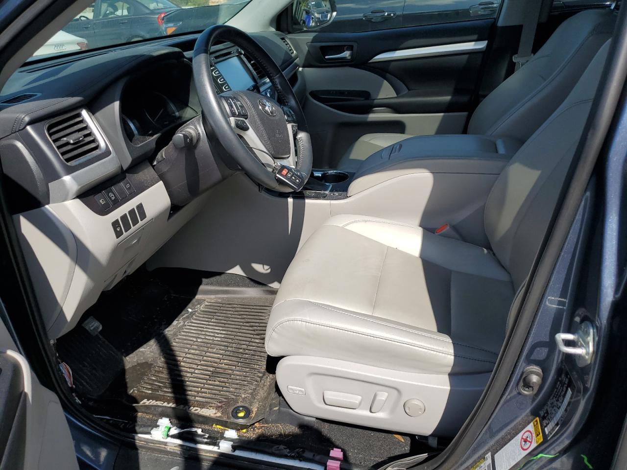 2019 TOYOTA HIGHLANDER - Фото 7