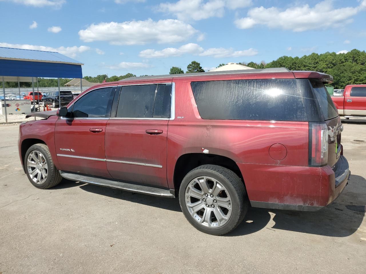 2016 GMC YUKON XL C - Image 2