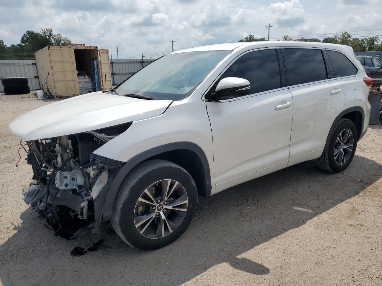 2018 TOYOTA HIGHLANDER