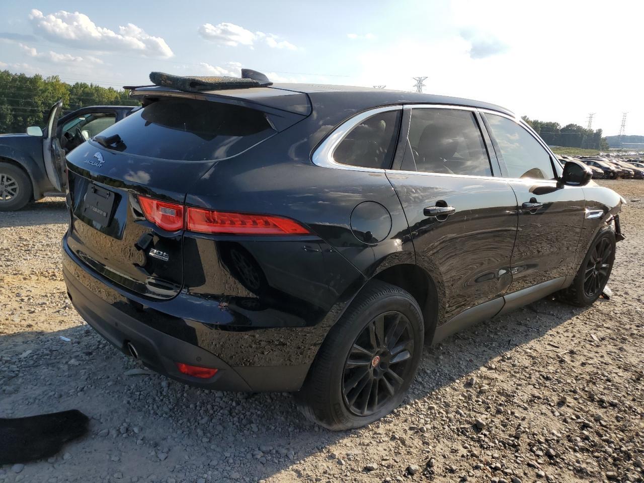 2019 JAGUAR F-PACE PRE - Image 3