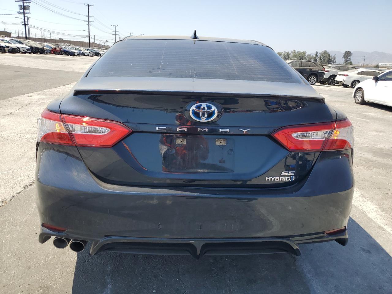 2020 TOYOTA CAMRY SE - Image 6