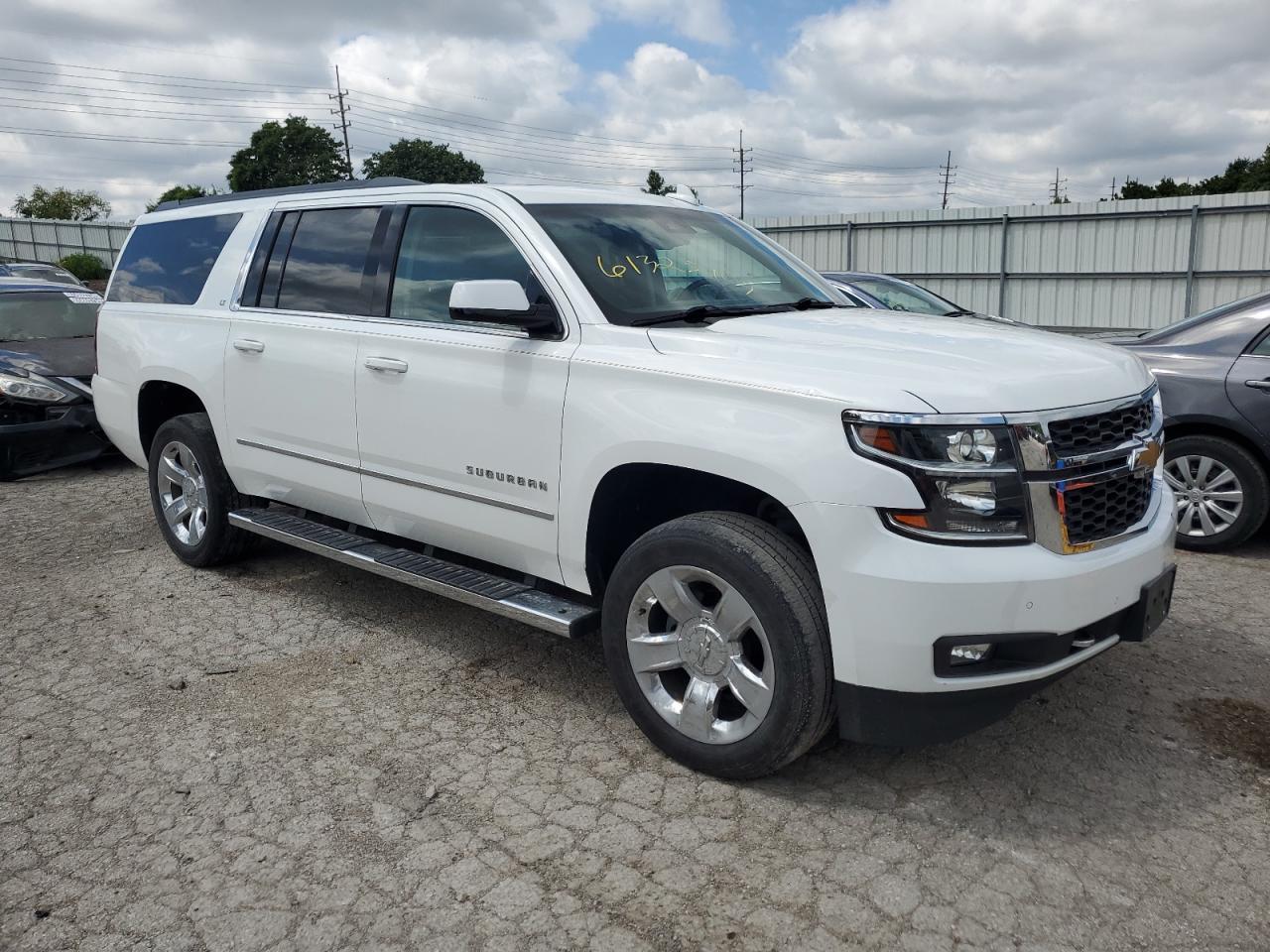 2017 CHEVROLET SUBURBAN K - Фото 4