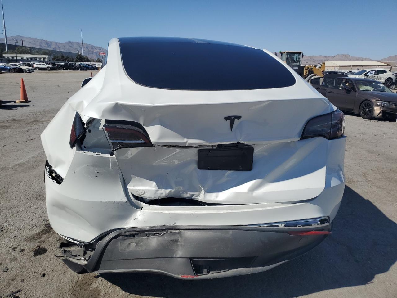 2023 TESLA MODEL Y - Фото 6