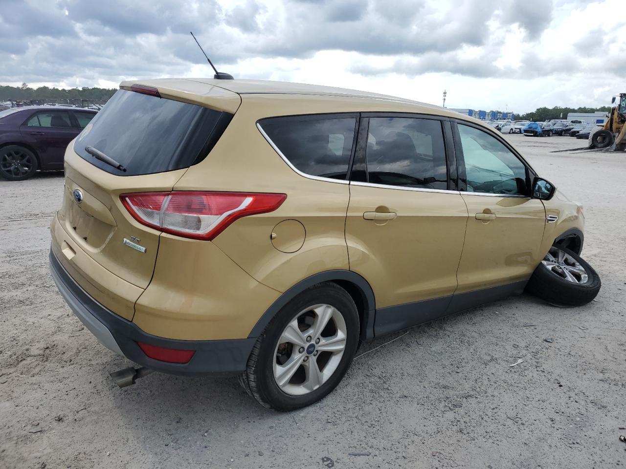 2014 FORD ESCAPE SE - Image 3