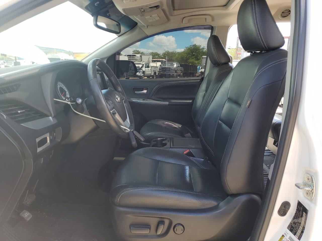2015 TOYOTA SIENNA SPO - Фото 7