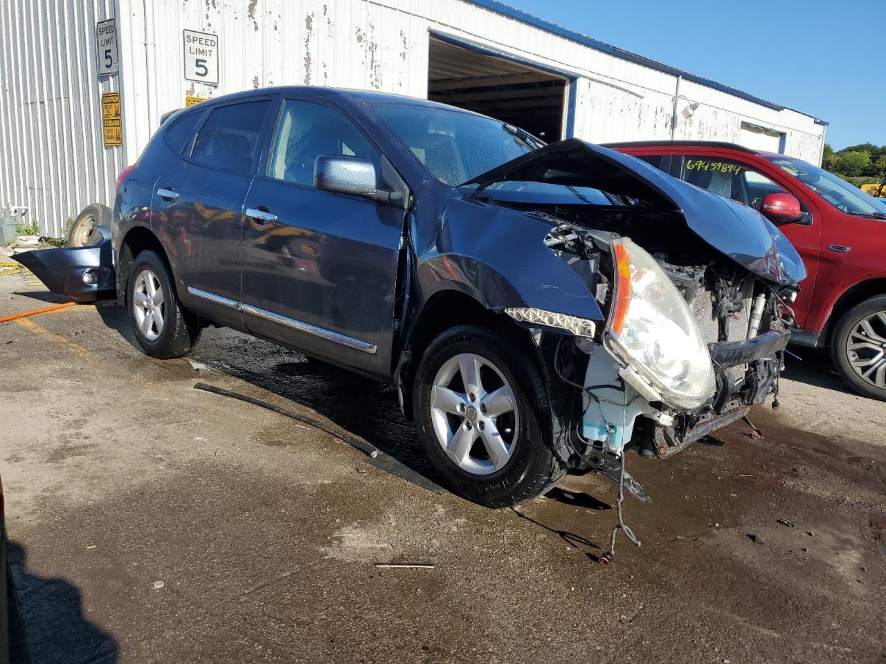 2013 NISSAN ROGUE S - Image 4