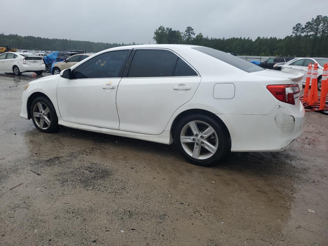 2012 TOYOTA CAMRY BASE - Фото 2