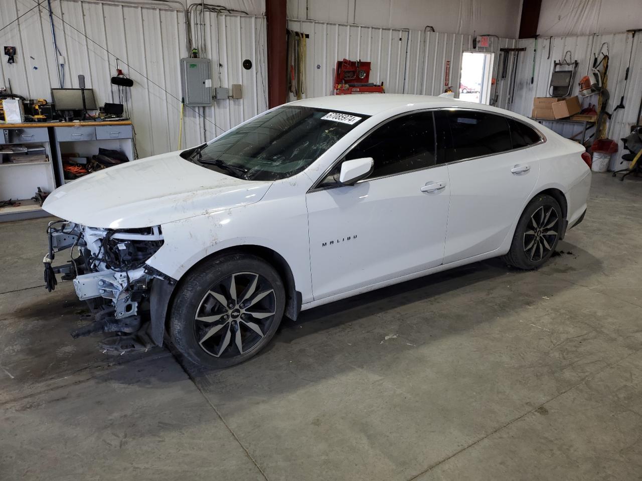 2017 CHEVROLET MALIBU LT car image