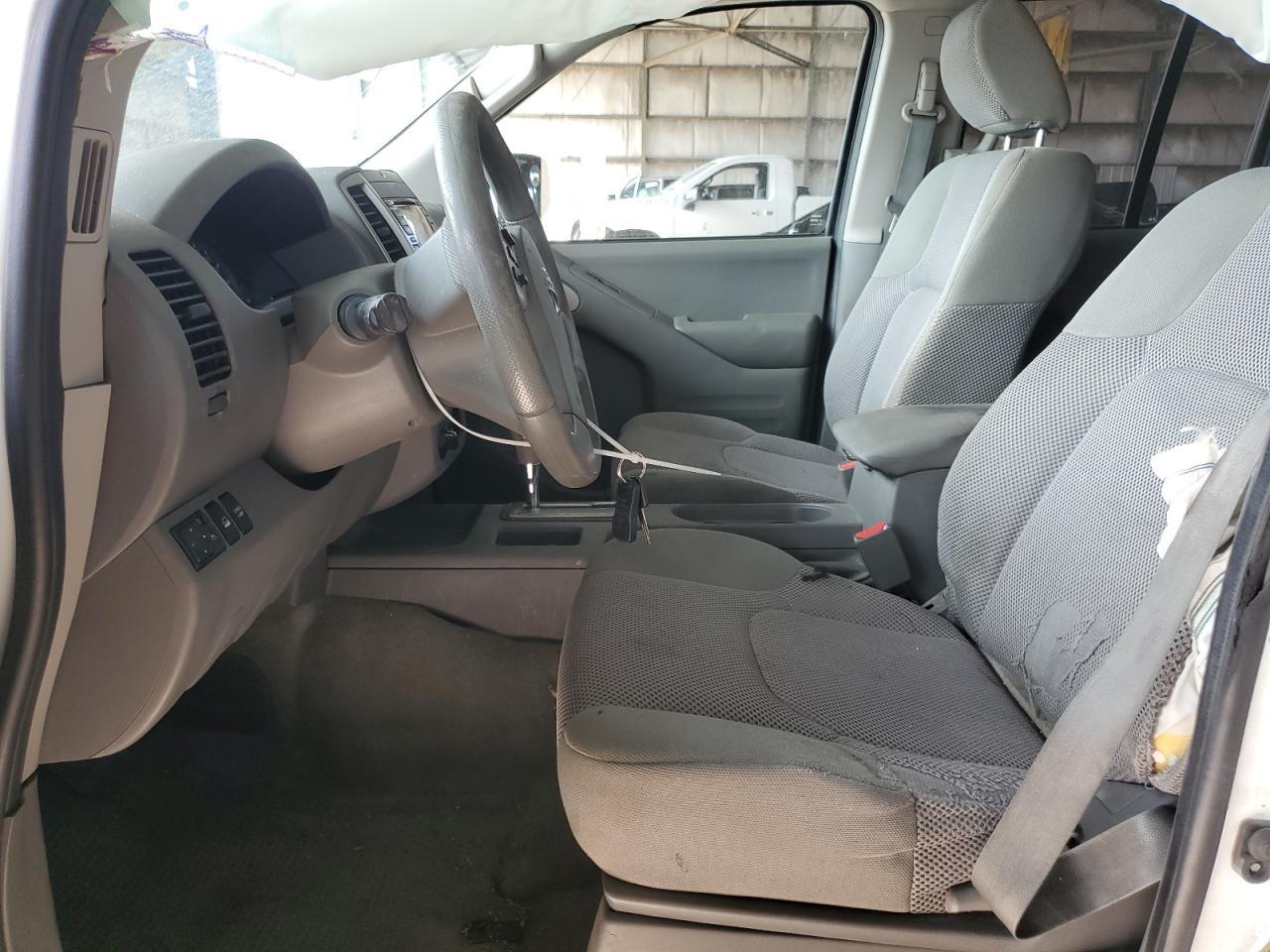 2017 NISSAN FRONTIER S - Image 7