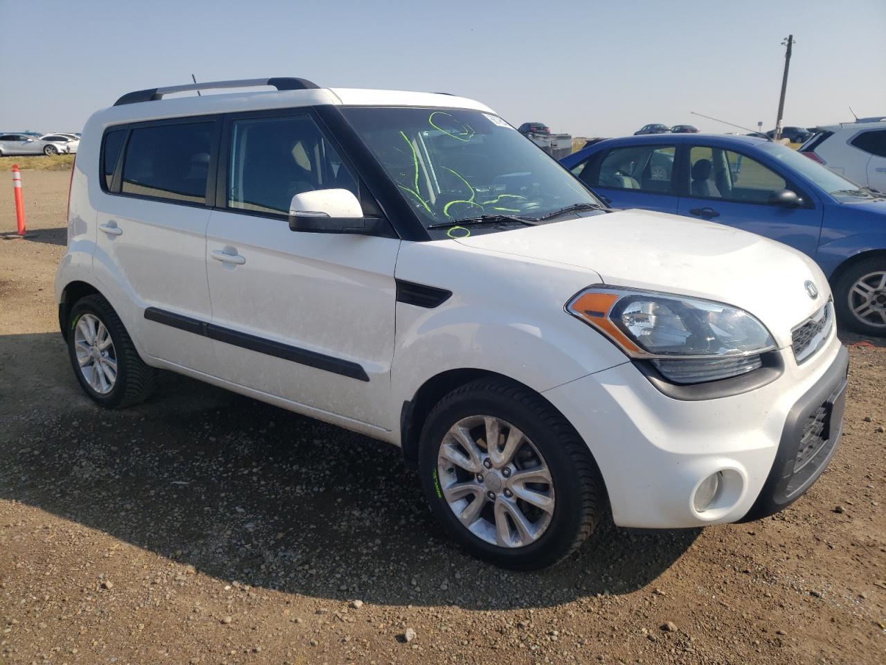 2013 KIA SOUL + - Image 4