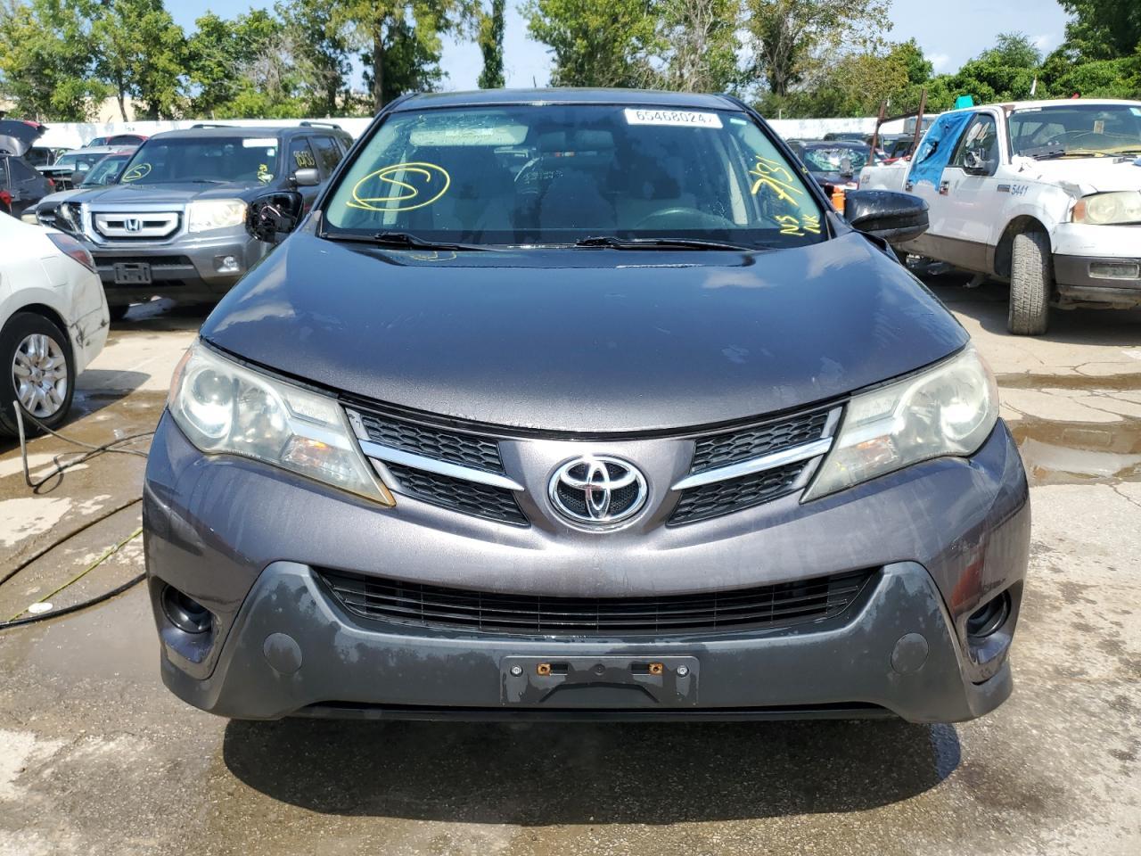 2015 TOYOTA RAV4 LE - Фото 5