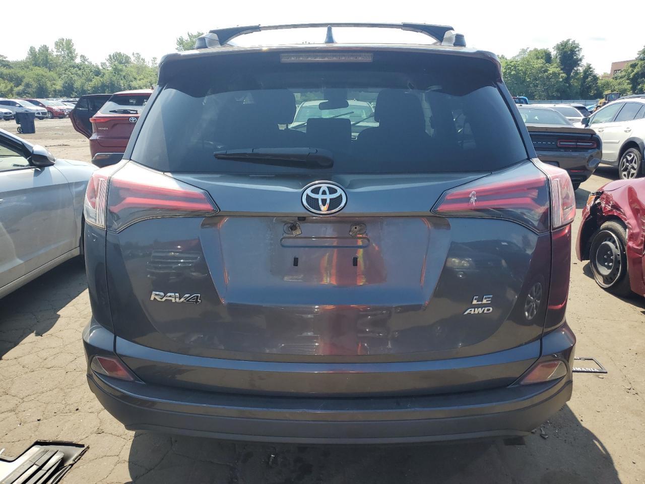 2018 TOYOTA RAV4 LE - Image 6