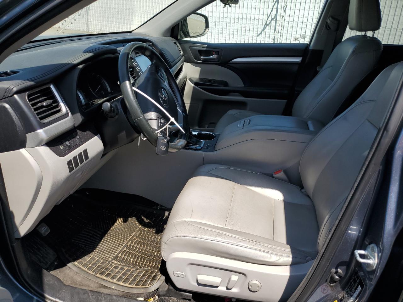 2018 TOYOTA HIGHLANDER - Image 7