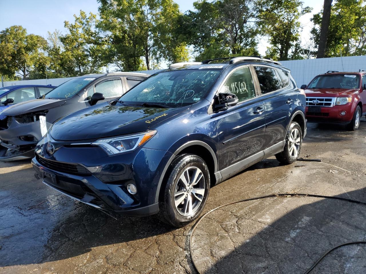 2017 TOYOTA RAV4 XLE