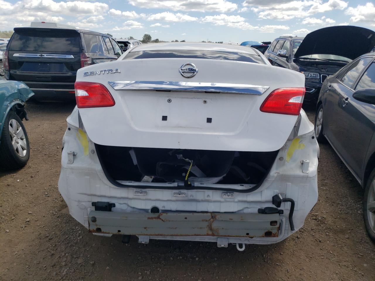 2016 NISSAN SENTRA S - Image 6