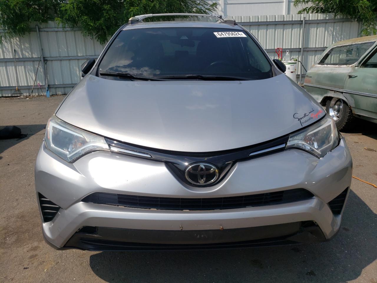 2018 TOYOTA RAV4 LE - Image 5