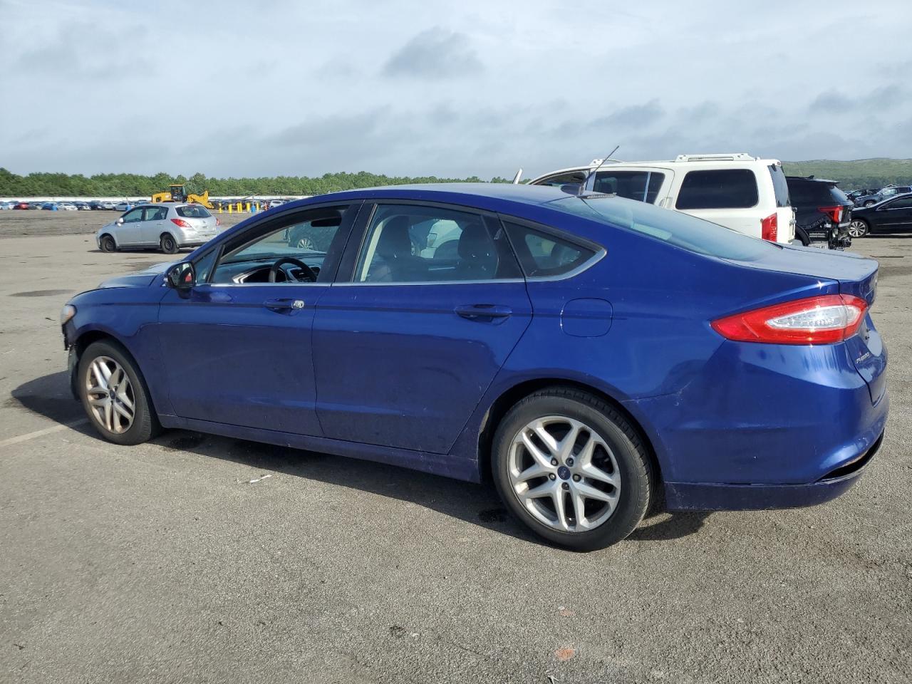 2013 FORD FUSION SE - Image 2
