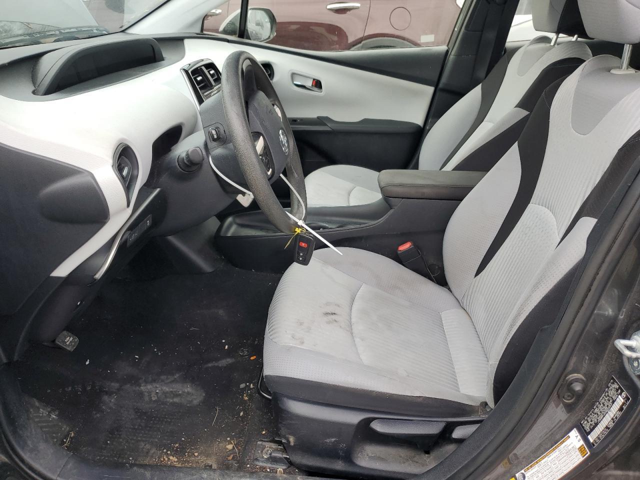 2016 TOYOTA PRIUS - Фото 7