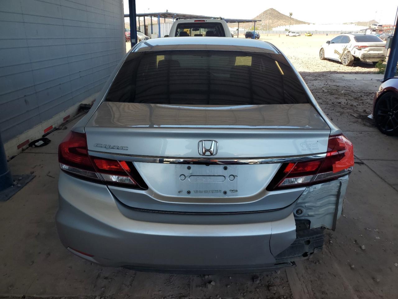 2015 HONDA CIVIC LX - Image 6