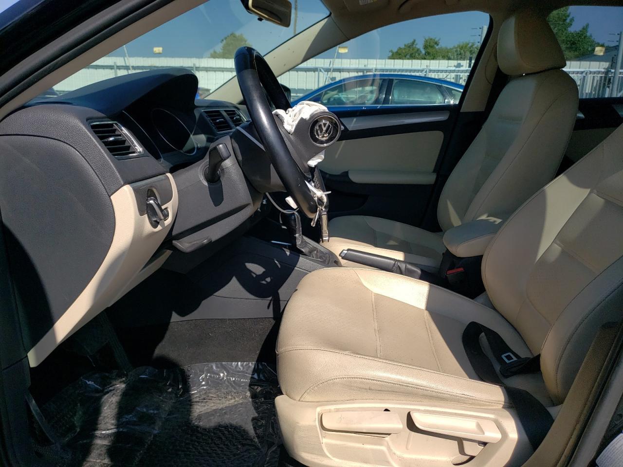 2017 VOLKSWAGEN JETTA SE - Фото 7