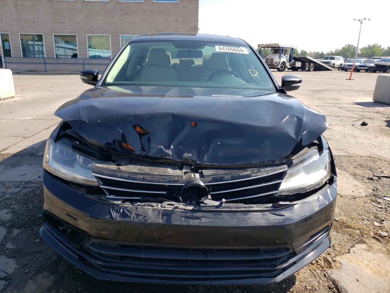 2017 VOLKSWAGEN JETTA SE - Фото 5
