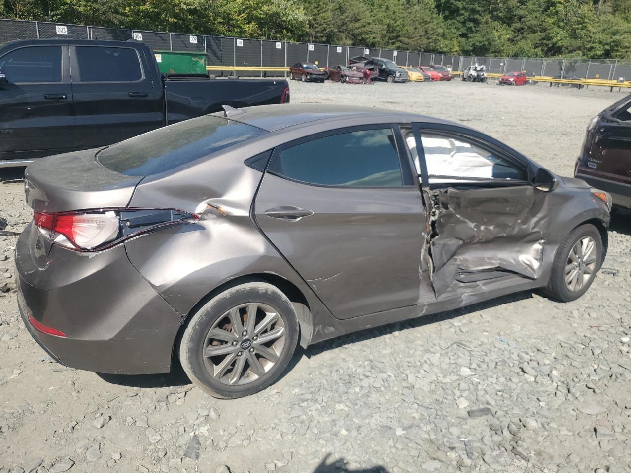 2015 HYUNDAI ELANTRA SE - Фото 3