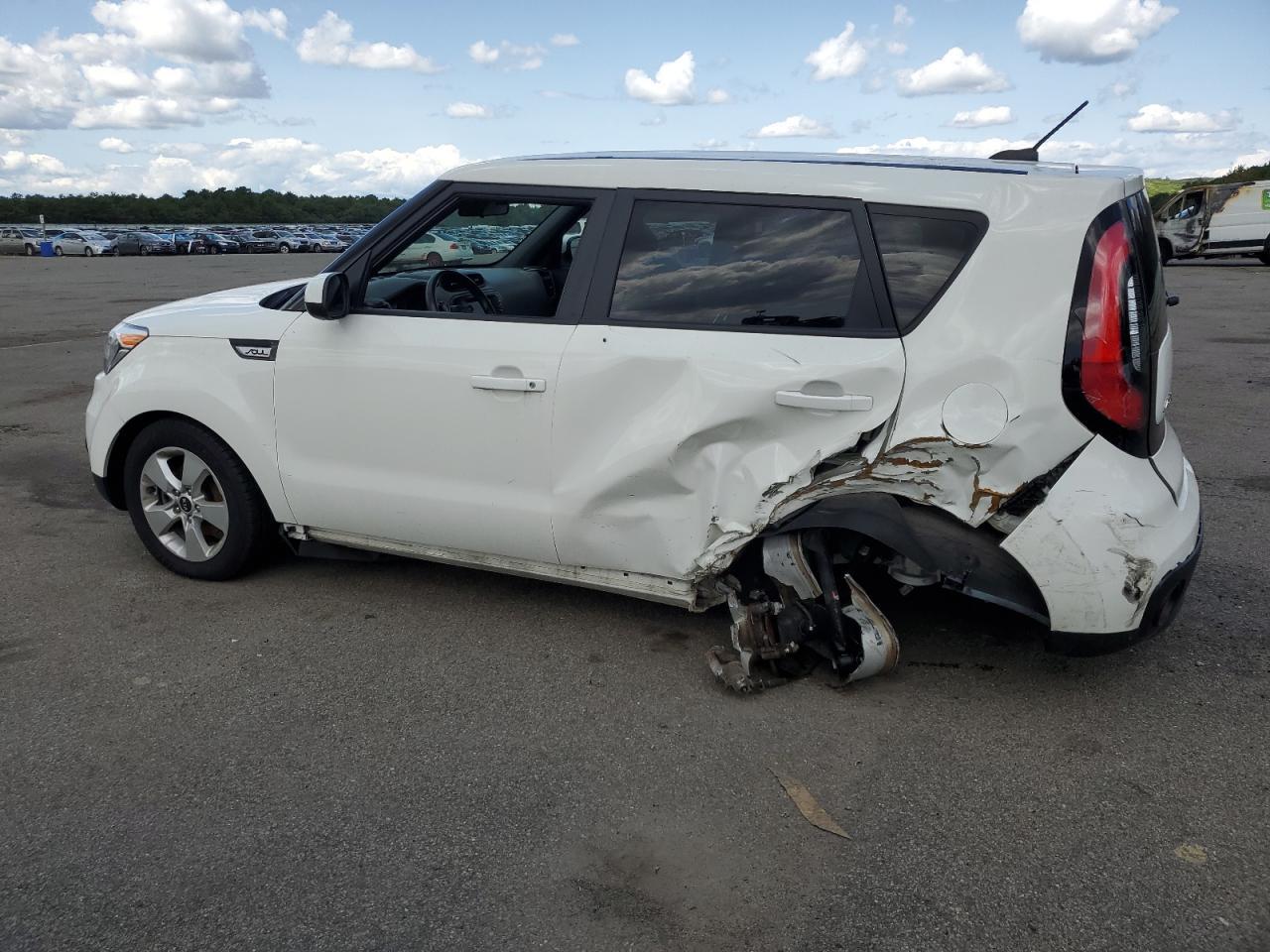 2019 KIA SOUL - Фото 2