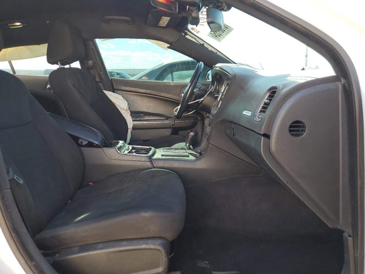 2014 DODGE CHARGER SE - Фото 7