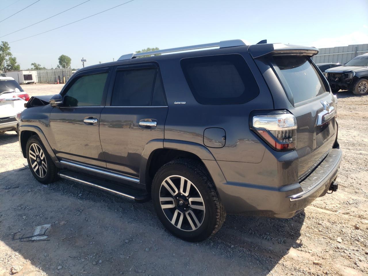 2019 TOYOTA 4RUNNER SR - Фото 2