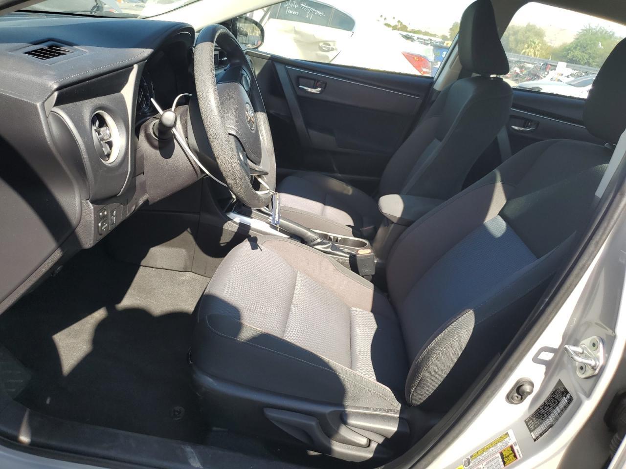 2018 TOYOTA COROLLA L - Фото 7