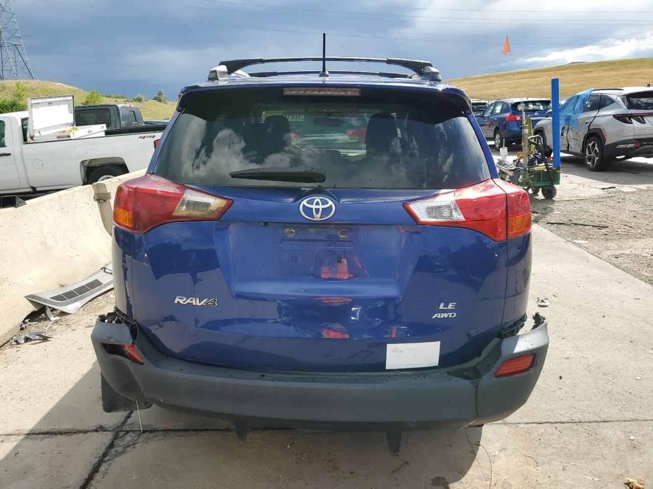 2014 TOYOTA RAV4 LE - Фото 6