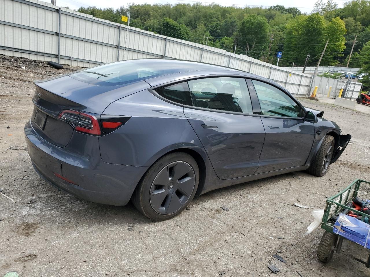 2023 TESLA MODEL 3 - Фото 3
